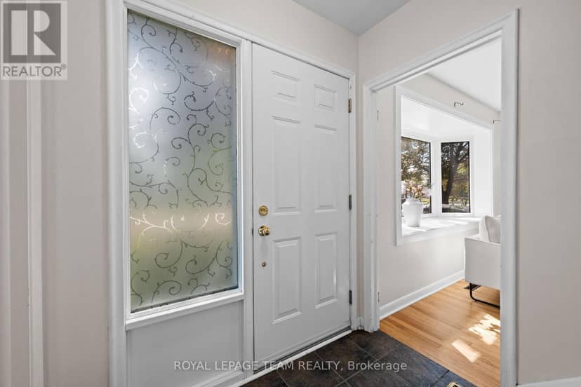 873 Smyth Road — photo 9 of 40