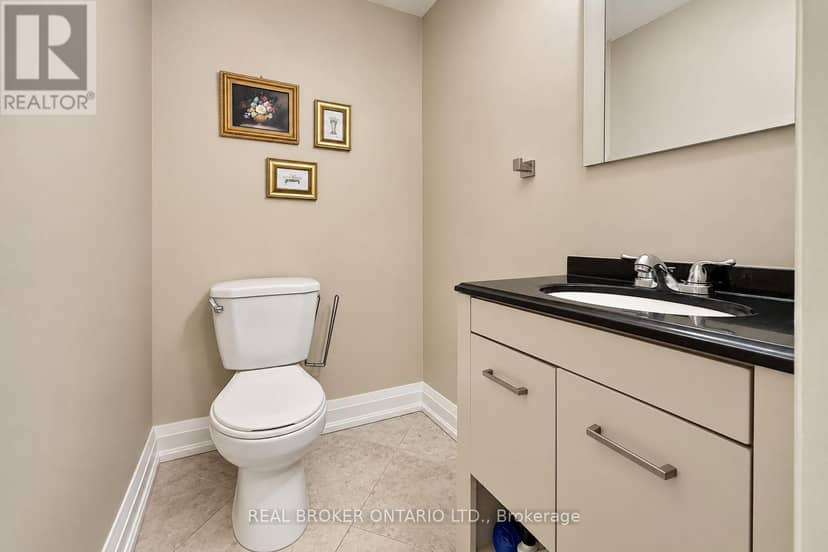 3 - 69 Upper Canada Drive — photo 18 of 40