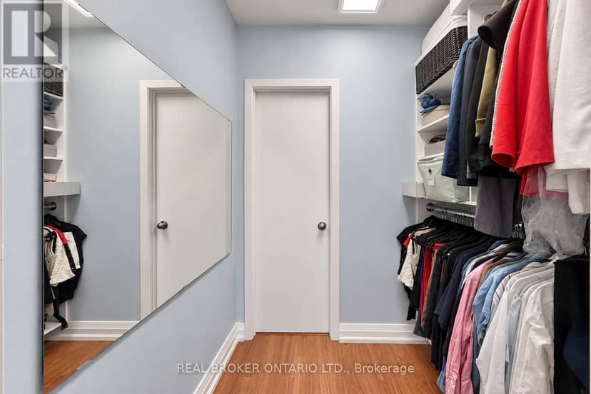 3 - 69 Upper Canada Drive — photo 23 of 40