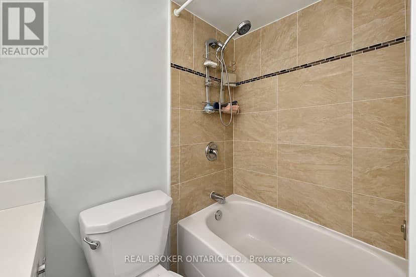 3 - 69 Upper Canada Drive — photo 25 of 40