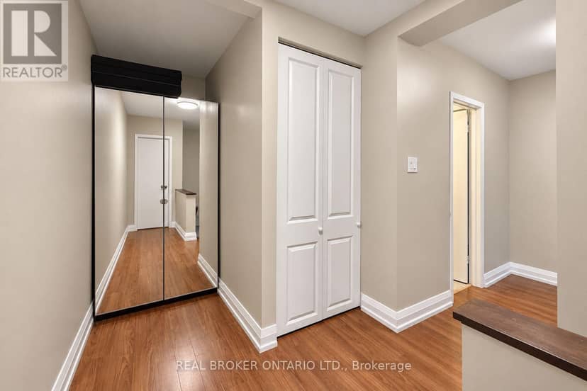 3 - 69 Upper Canada Drive — photo 32 of 40