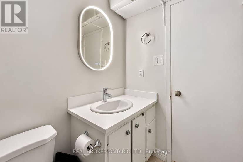 3 - 69 Upper Canada Drive — photo 34 of 40