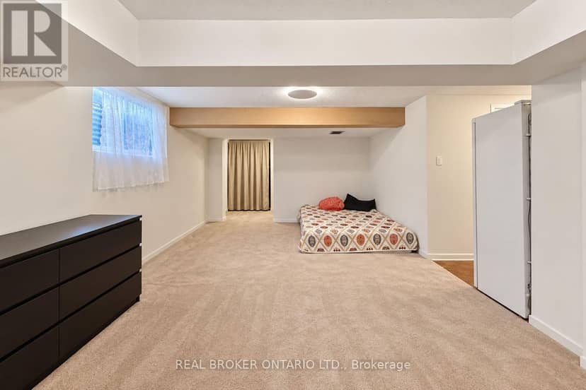 3 - 69 Upper Canada Drive — photo 36 of 40