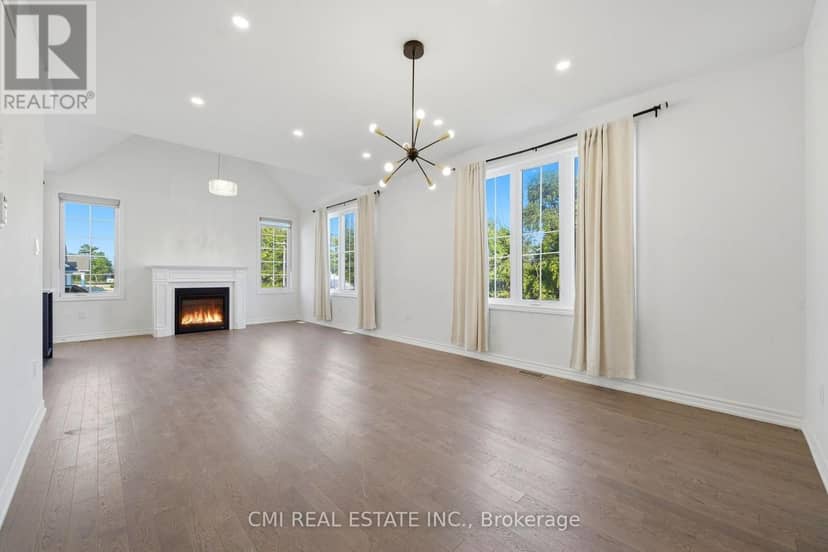 3205 Mosley Street — photo 10 of 40
