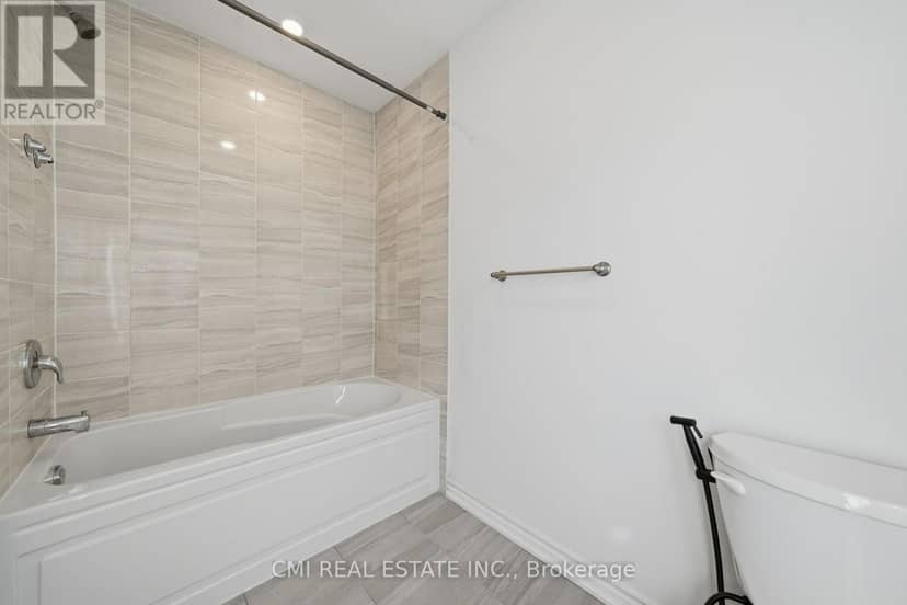 3205 Mosley Street — photo 37 of 40