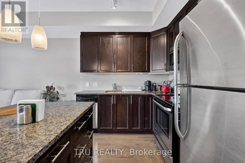 404 - 655 Beauparc Private — photo 19 of 40