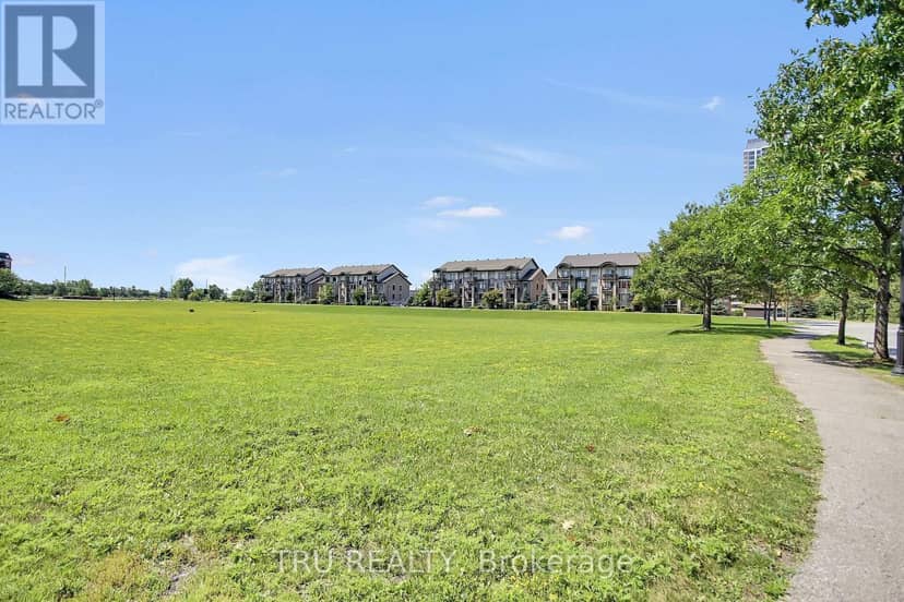 404 - 655 Beauparc Private — photo 36 of 40