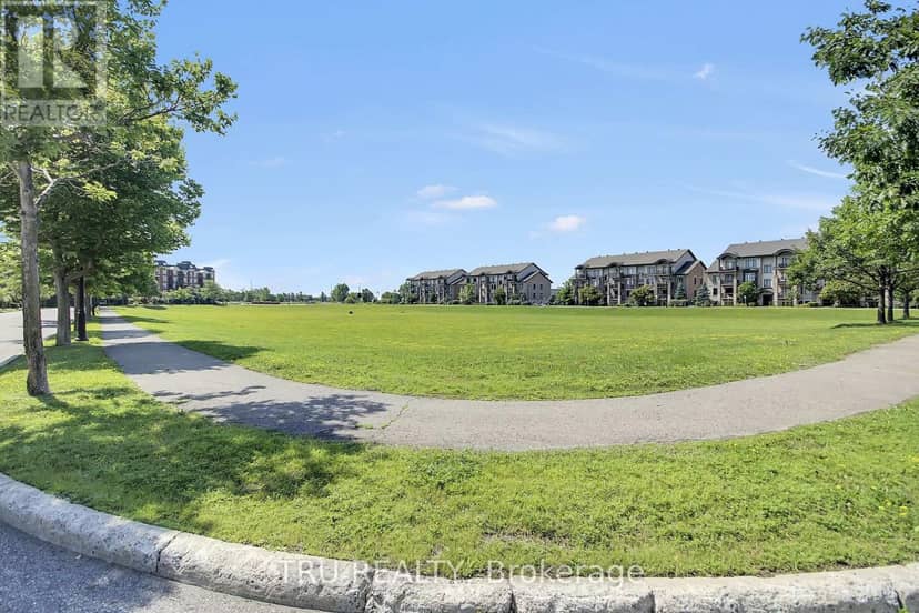 404 - 655 Beauparc Private — photo 37 of 40