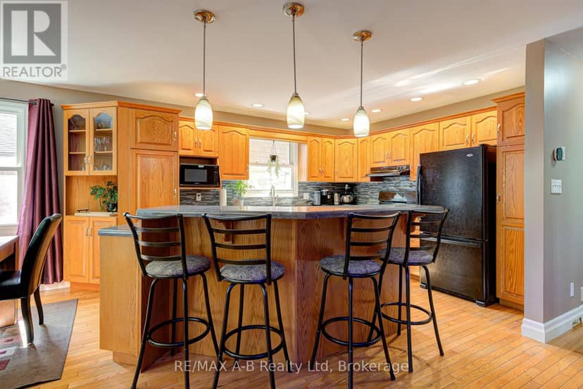 224 Morenz Drive — photo 10 of 40