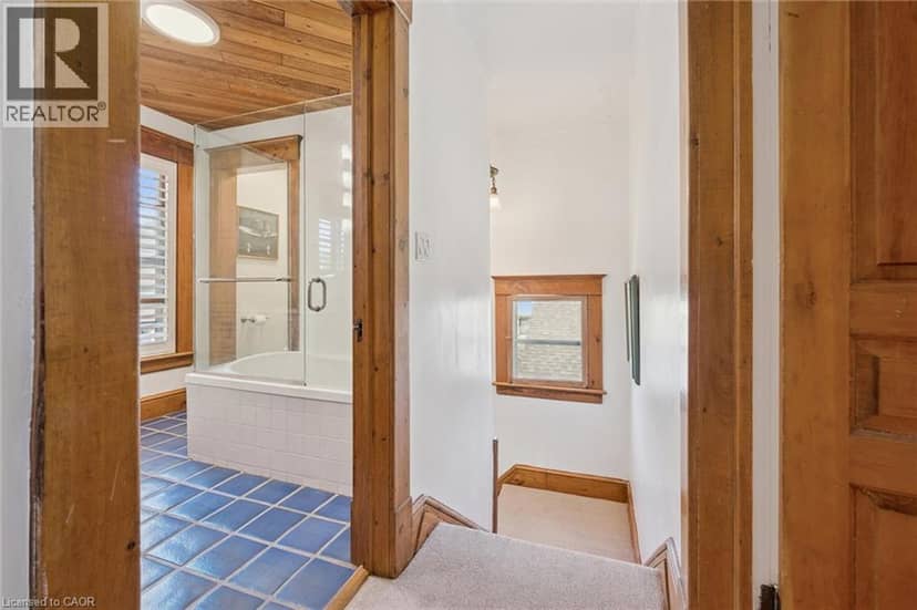 81 ABERDEEN Road S — photo 32 of 40