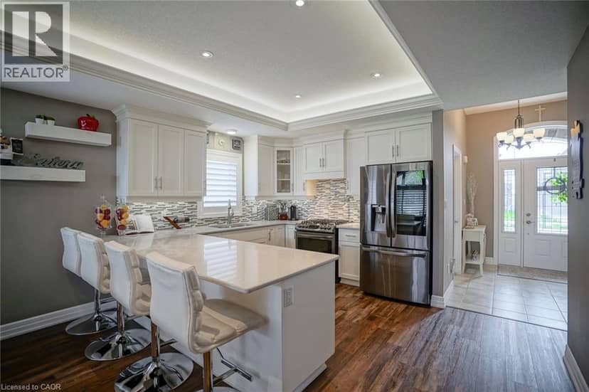 113 HALLIDAY Drive — photo 7 of 40