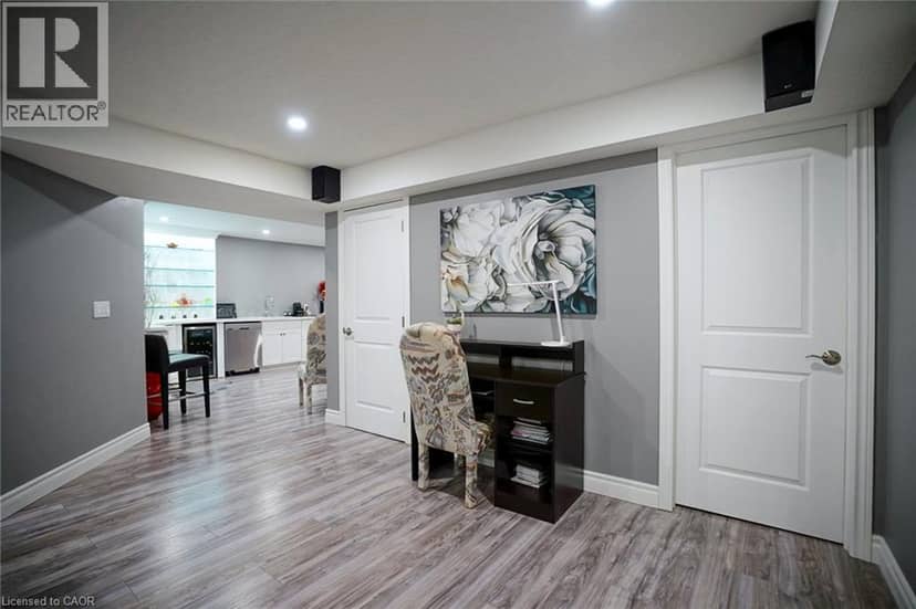 113 HALLIDAY Drive — photo 32 of 40
