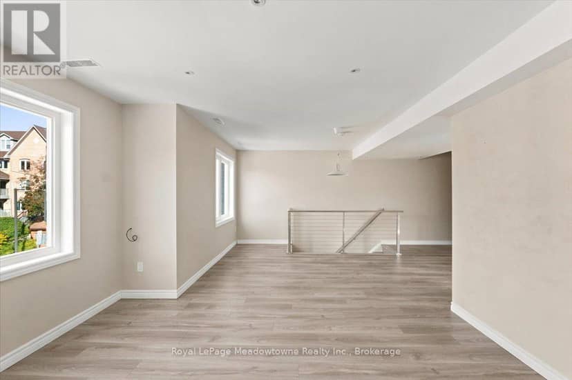109 - 75 Weldrick Road E — photo 11 of 40