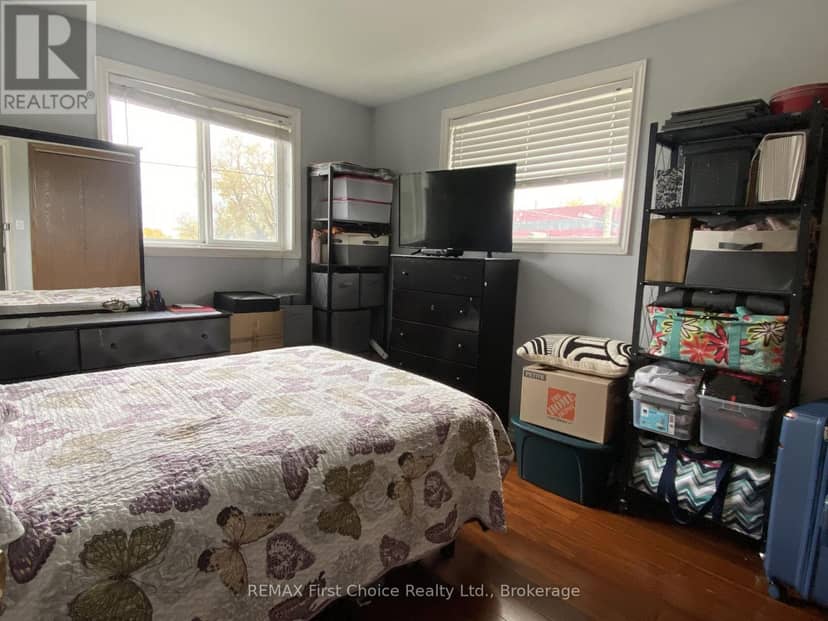 722 Catherine Street — photo 10 of 21