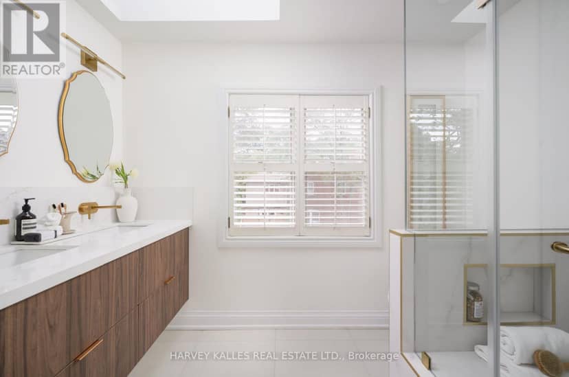131 Rosewell Avenue — photo 11 of 18