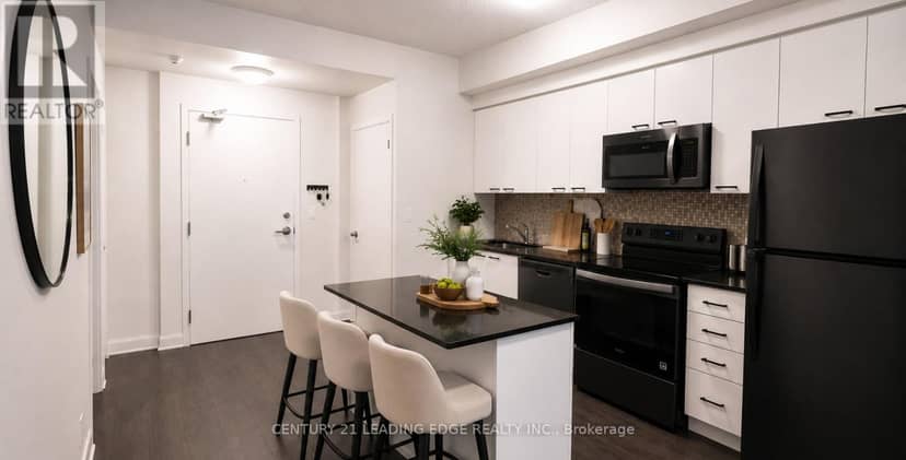 517 - 15 Bruyeres Mews — photo 10 of 31
