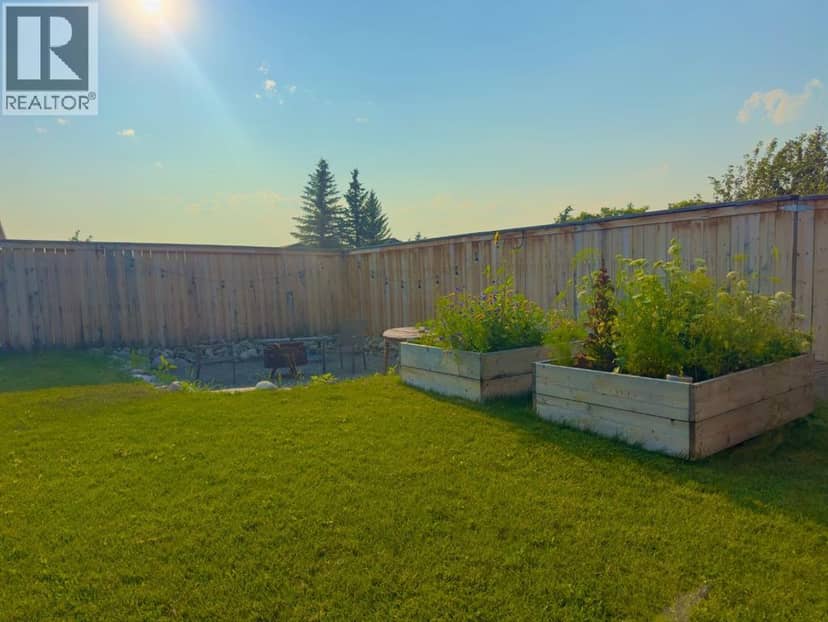 1221 Tumbleweed Avenue — photo 30 of 32