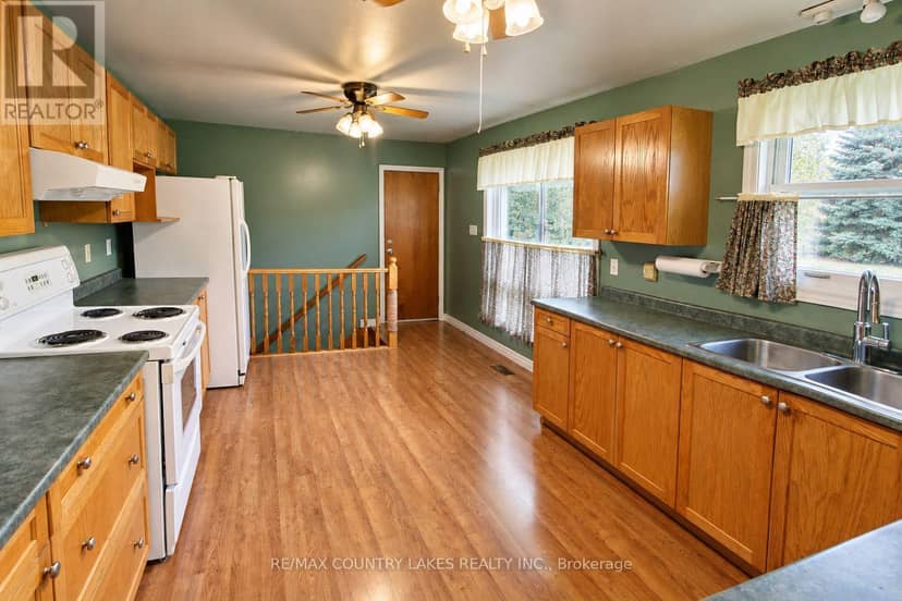 1598 County Rd 46 — photo 12 of 40