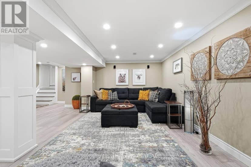 816 Alexander Road — photo 32 of 40