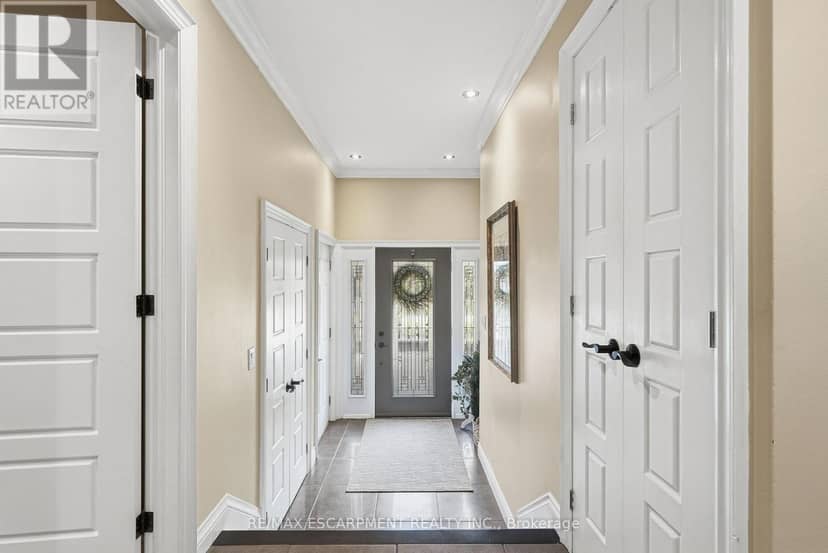 816 Alexander Road — photo 5 of 40