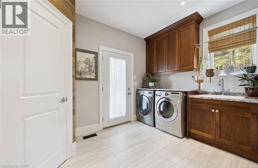 2073 MAPLEWOOD Road — photo 17 of 40