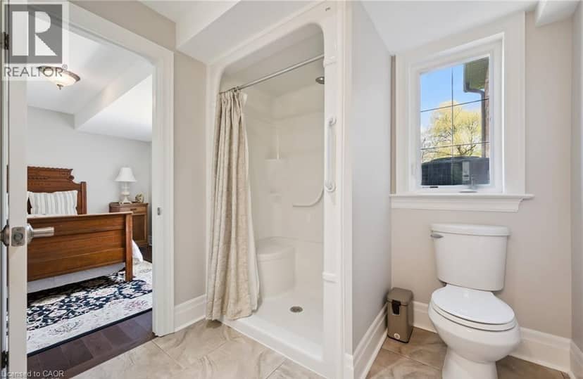 2073 MAPLEWOOD Road — photo 33 of 40