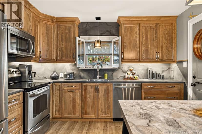 37 Jones Street — photo 9 of 40