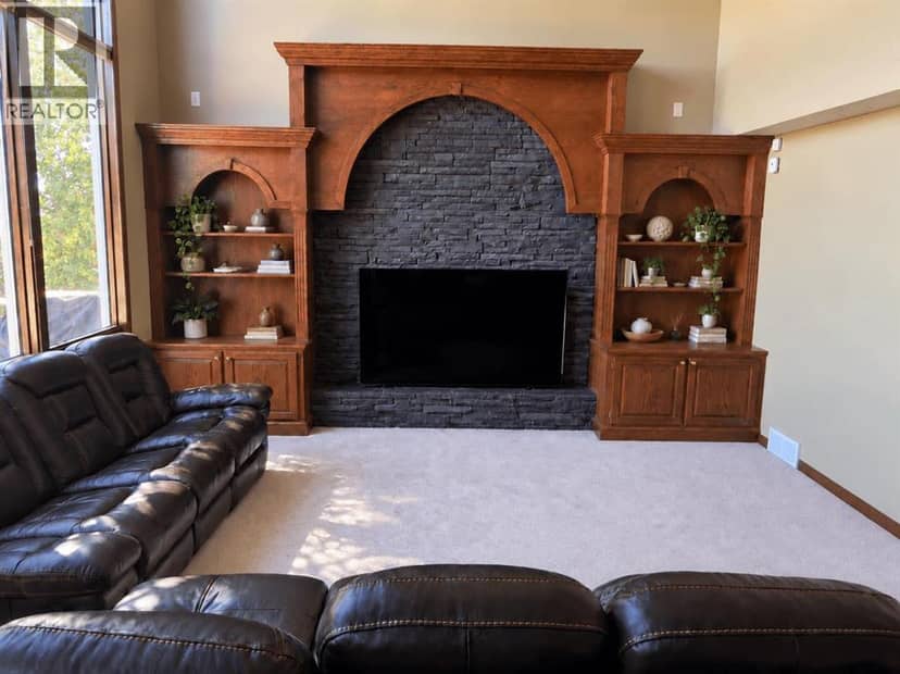 76 Valley Creek Crescent NW — photo 20 of 40