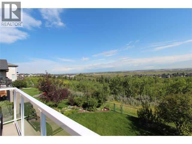 76 Valley Creek Crescent NW — photo 10 of 40