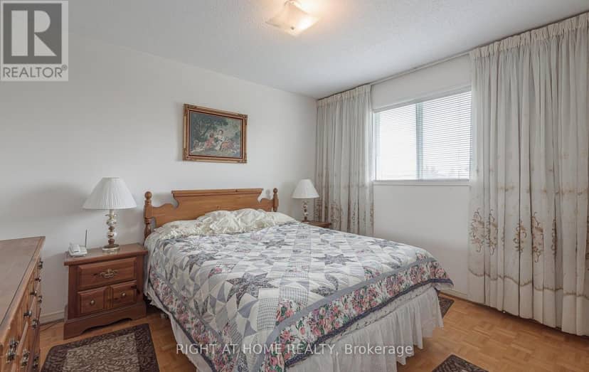 19 Western Skies Court — photo 13 of 38