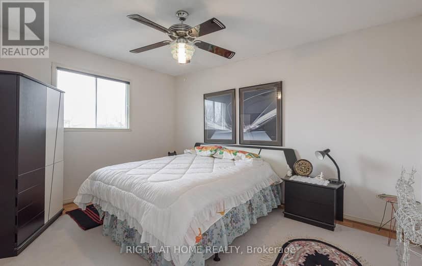 19 Western Skies Court — photo 14 of 38