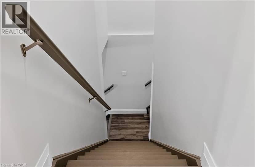 278 MCCOURT Place — photo 32 of 40