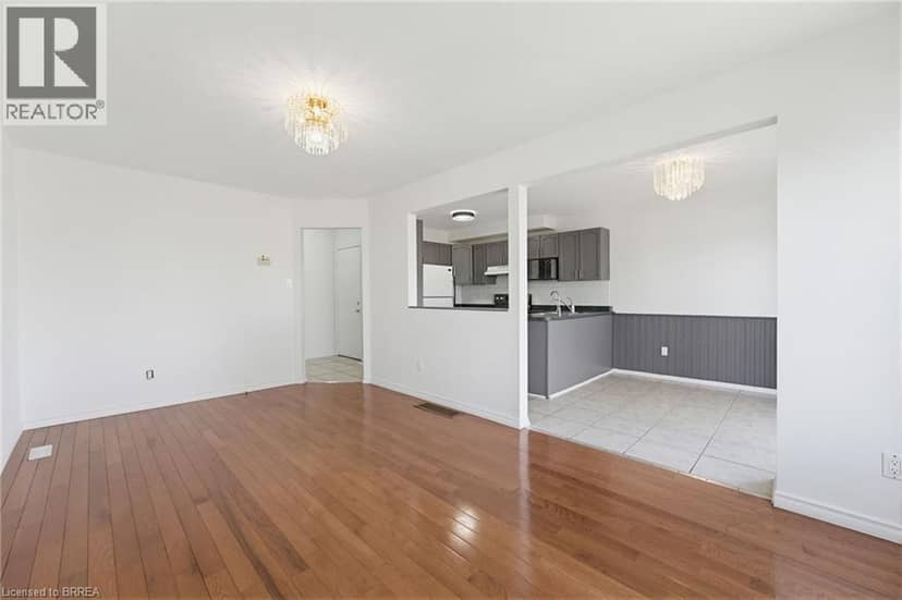25 ANASTASIA Crescent — photo 9 of 40