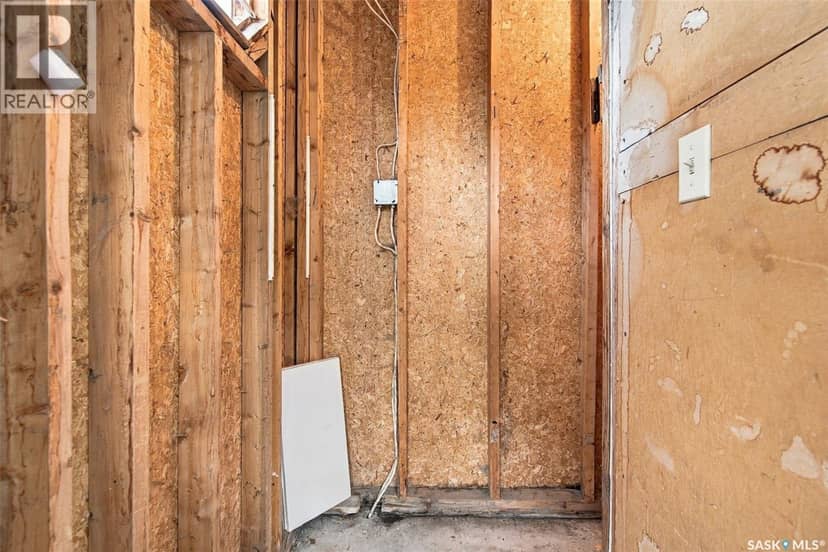 400 Cedar Meadow DRIVE — photo 19 of 19