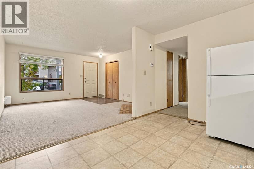 400 Cedar Meadow DRIVE — photo 9 of 19
