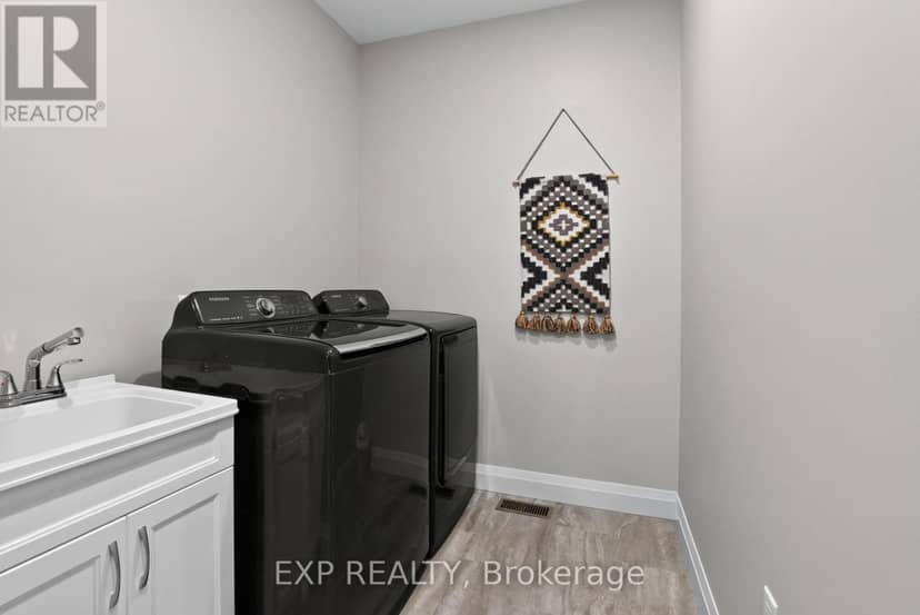 278 McCourt Place — photo 37 of 40