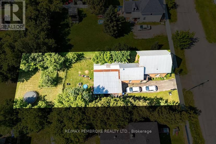 459 Somerset Street, Pembroke, photo 5