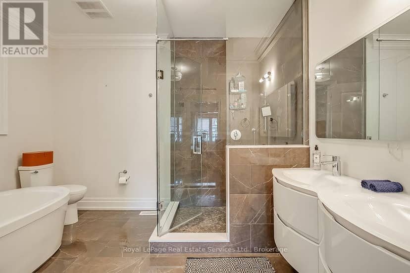 124 Paliser Court — photo 31 of 40