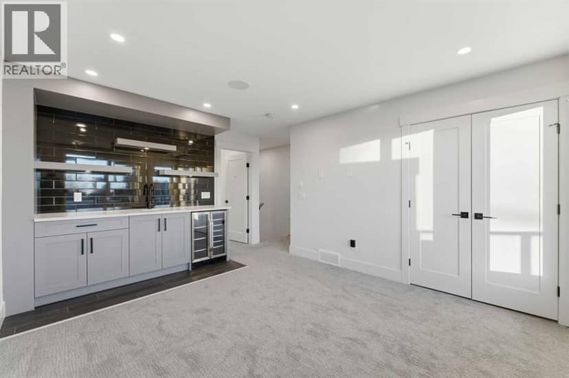631 55 Avenue SW — photo 32 of 40