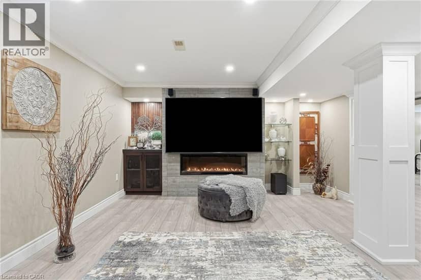 816 ALEXANDER Road — photo 33 of 40