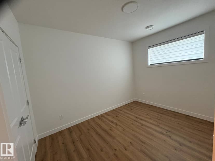 #4323 66 ST ST — photo 40 of 40