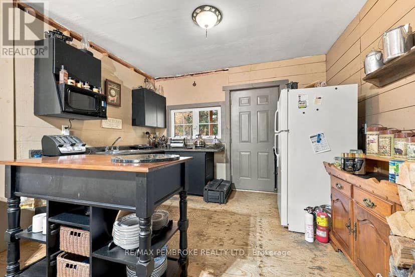 33 Turner's Road — photo 14 of 38