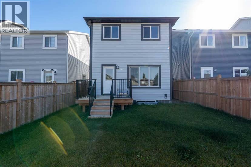 99 Hillcrest Close SW — photo 39 of 40