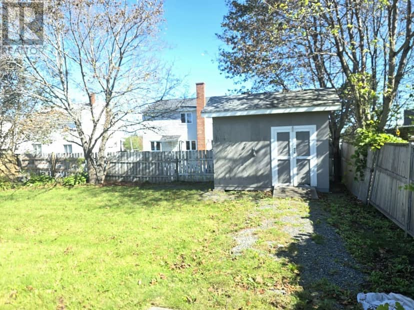 59 Lynne Drive — photo 3 of 28