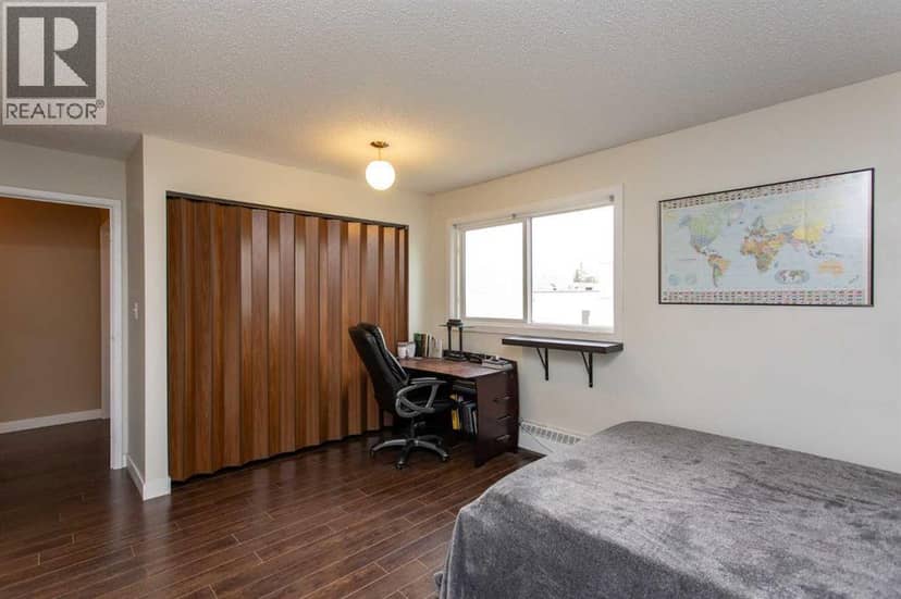 201, 49 Bennett Street — photo 14 of 22