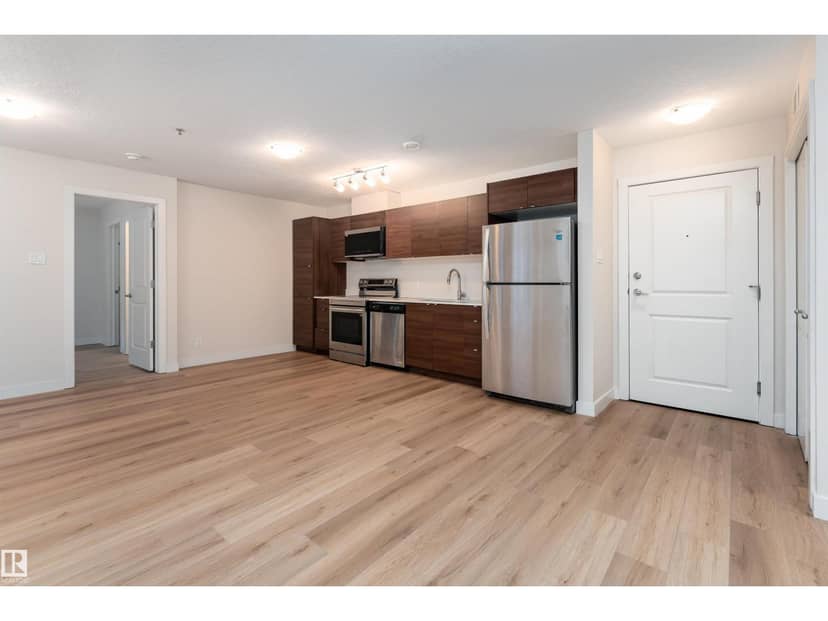 #105C 9517 160 AV NW — photo 16 of 34