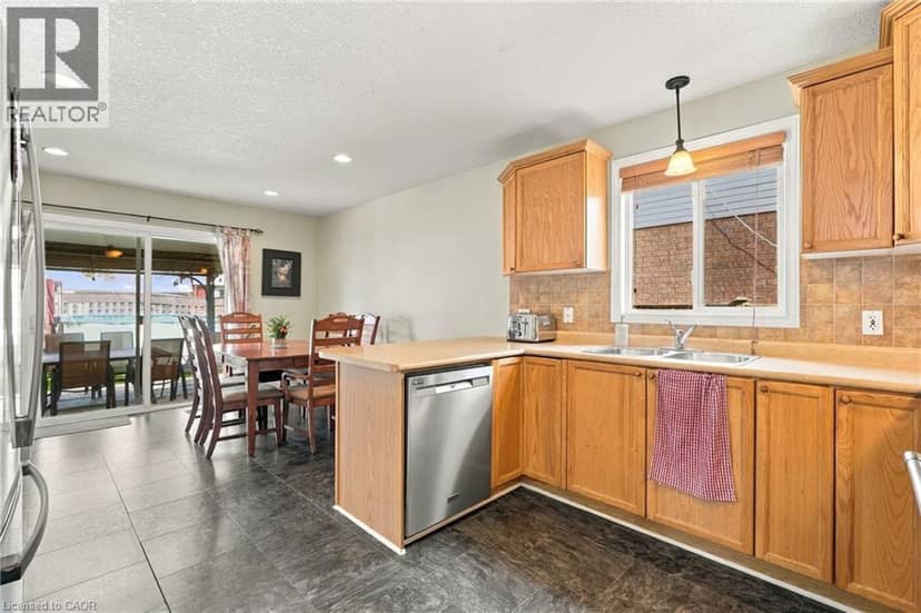 99 STIEFELMEYER Crescent — photo 13 of 40
