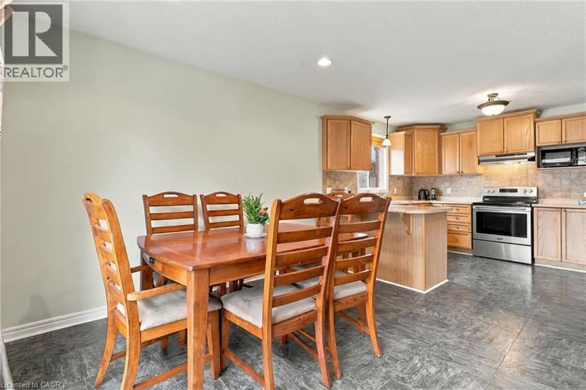 99 STIEFELMEYER Crescent — photo 12 of 40