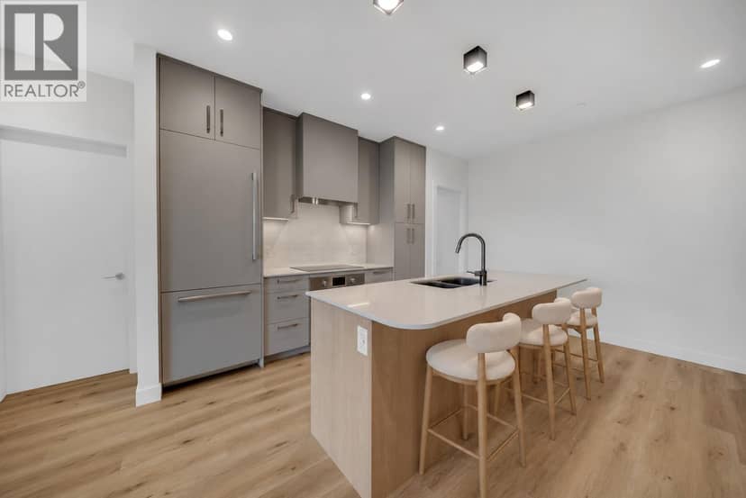 3300 Lakeshore Drive Unit# 418, Kelowna, photo 5