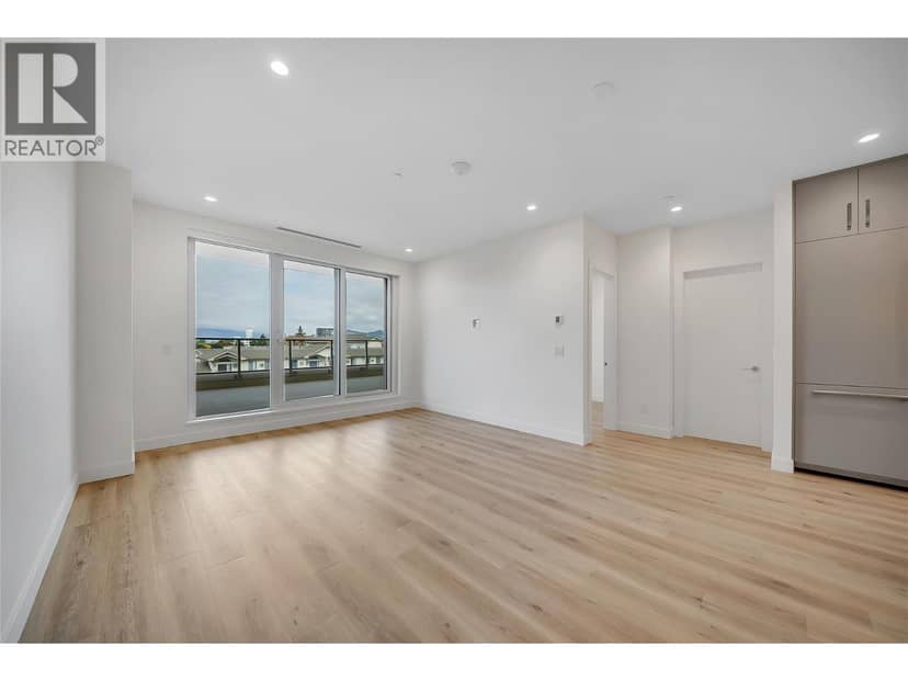 3300 Lakeshore Drive Unit# 418 — photo 18 of 40